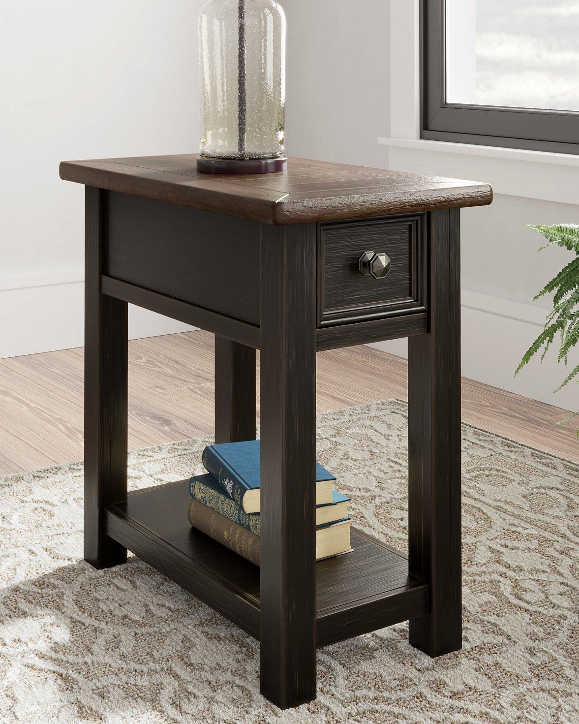 Tyler Creek End Table Set