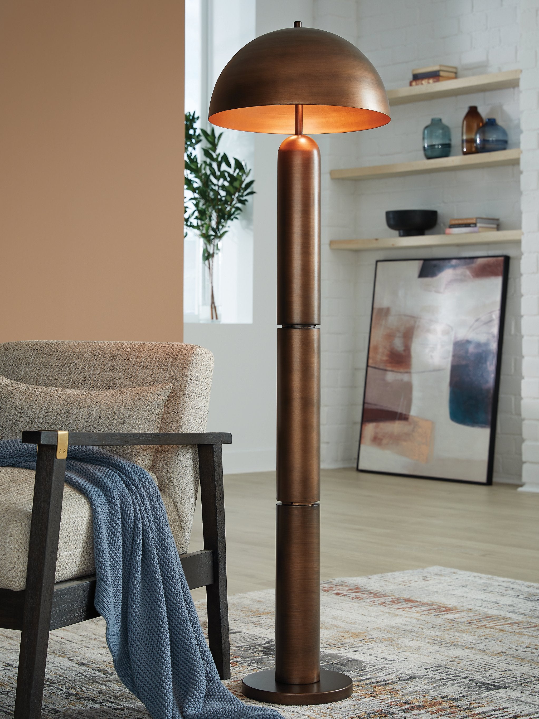 Wendfield Floor Lamp